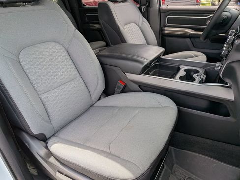 Used 2025 RAM 1500 Big Horn AWD/4WD image 24