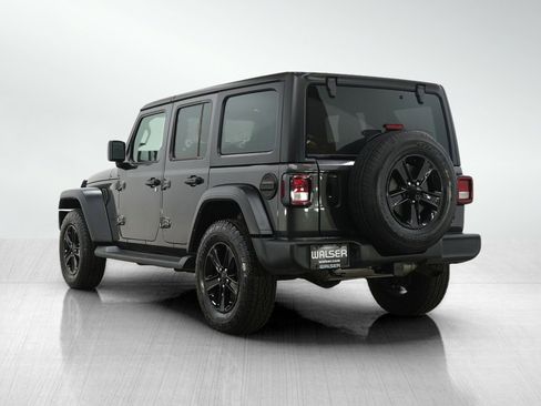 Used 2022 Jeep Wrangler Unlimited Sport image 3