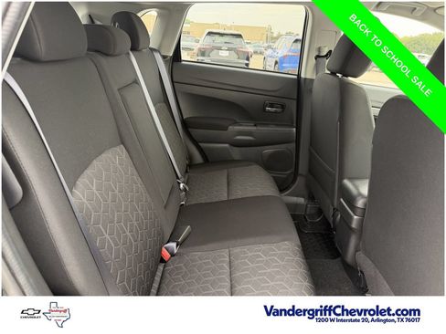 Used 2025 Mitsubishi Outlander Sport ES AWD/4WD image 25