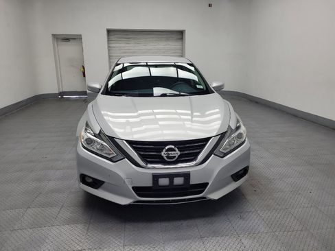Used 2017 Nissan Altima 2.5 SV image 14