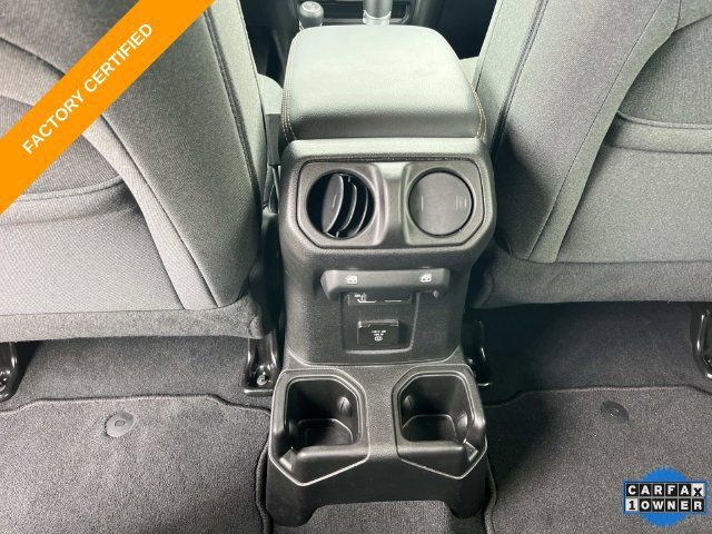 Certified 2026 Jeep Wrangler Unlimited Sahara AWD/4WD image 17