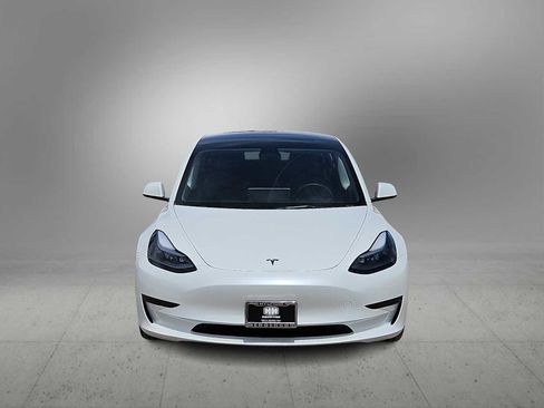 Used 2023 Tesla Model 3 Standard Range RWD image 3