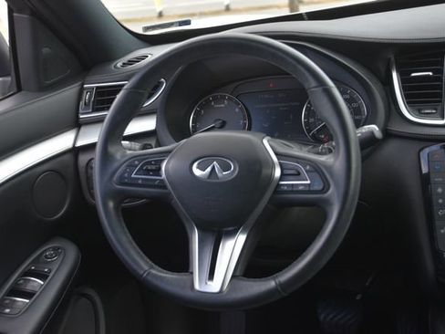 Used 2021 INFINITI QX50 Luxe w/ Appearance Package image 19