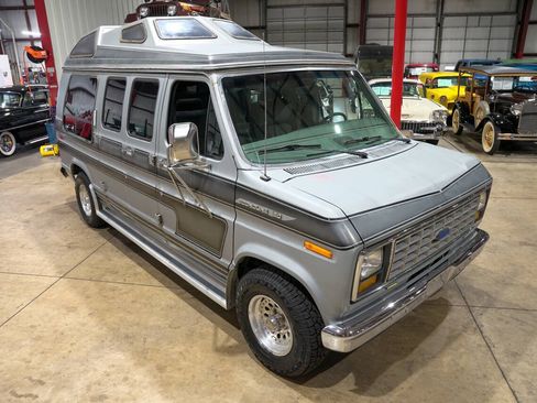 Used 1987 Ford E-150 and Econoline 150 RWD image 14