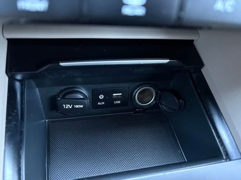 Used 2017 Hyundai Elantra Value Edition w/ Cargo Package image 15