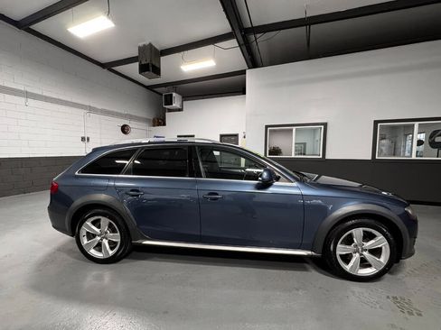 Used 2015 Audi A4 Premium Plus w/ Technology Package image 3