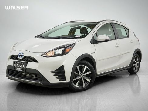 Used 2018 Toyota Prius C Two w/ Carpet Mat Package FWD image 1