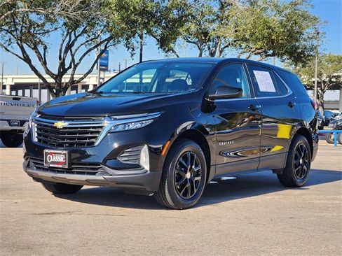 Used 2022 Chevrolet Equinox LT image 3