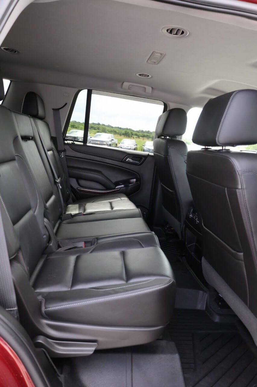 Used 2019 GMC Yukon SLT AWD/4WD image 16
