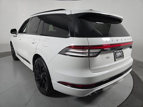 New 2026 Lincoln Aviator Reserve AWD/4WD image 7