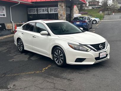 Used 2017 Nissan Altima 2.5 SL w/ 2.5 Technology Package