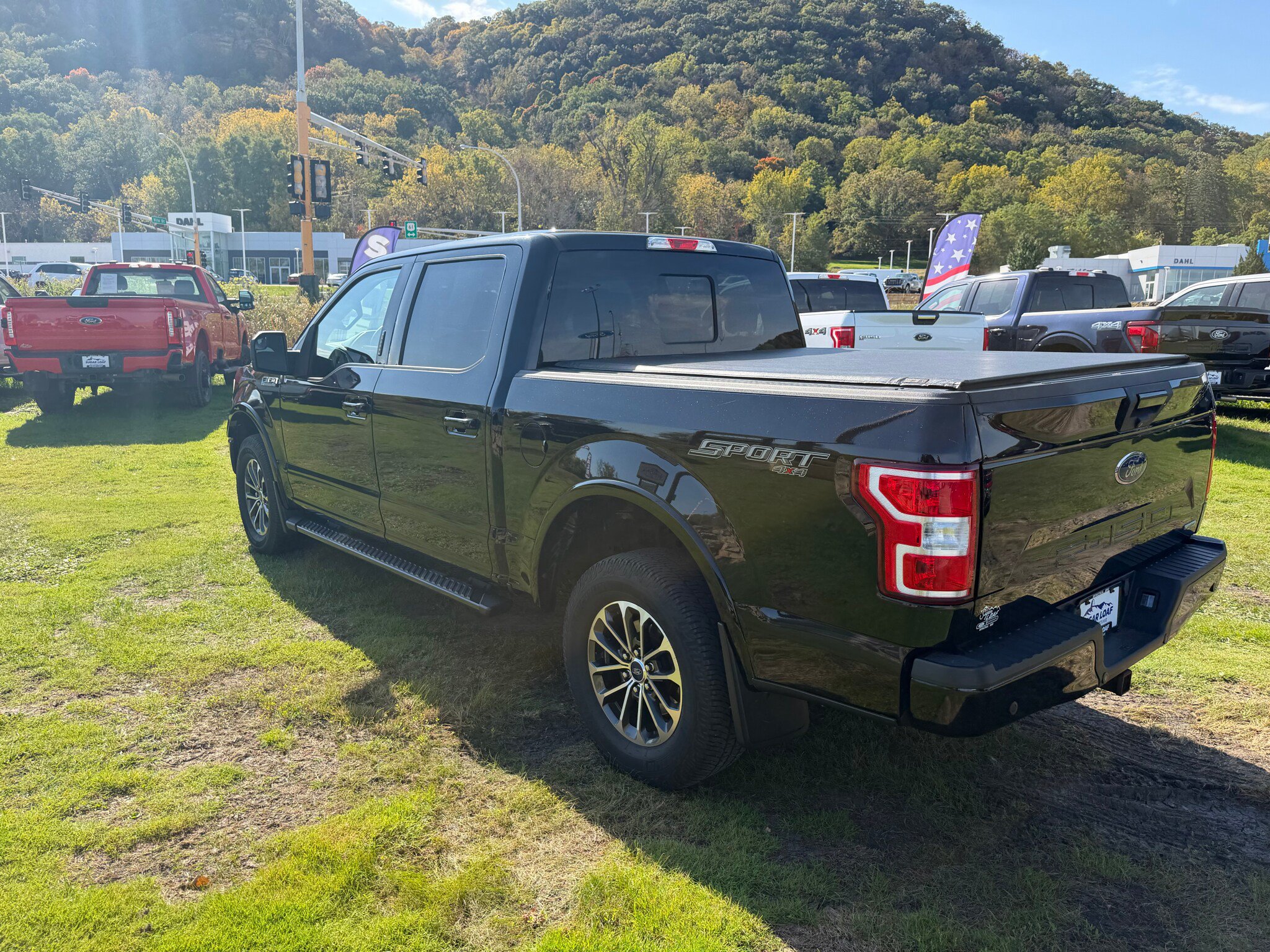 Used 2018 Ford F150 XLT w/ Equipment Group 302A Luxury AWD/4WD image 6