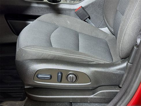 Certified 2023 GMC Terrain SLE w/ Driver Convenience Package image 17