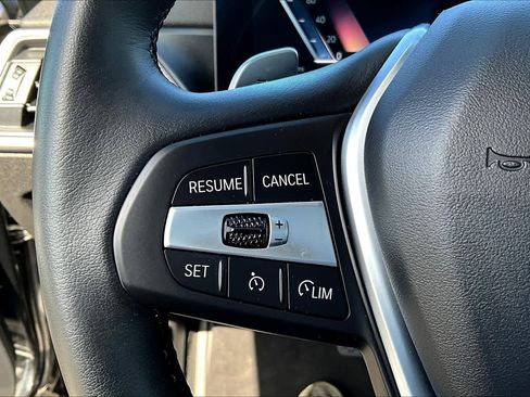 Used 2024 BMW 330i xDrive Sedan w/ Convenience Package image 21