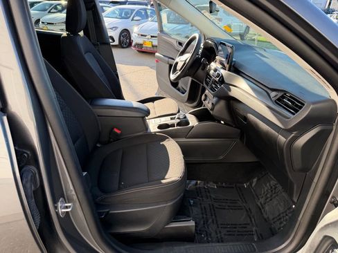 Used 2025 Ford Escape Active image 19