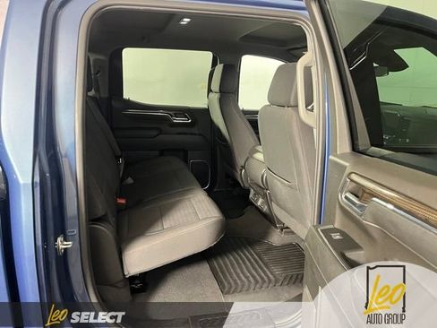 Used 2024 Chevrolet Silverado 1500 LT AWD/4WD image 11