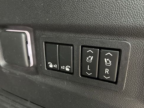 Used 2021 GMC Yukon AT4 w/ Rear Media and Nav Package image 26