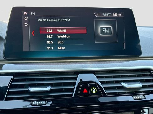 Used 2019 BMW 540i xDrive w/ Convenience Package image 31