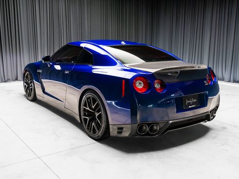 Used 2013 Nissan GT-R Black Edition AWD/4WD image 39