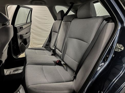 Used 2019 Subaru Outback 2.5i AWD/4WD image 8