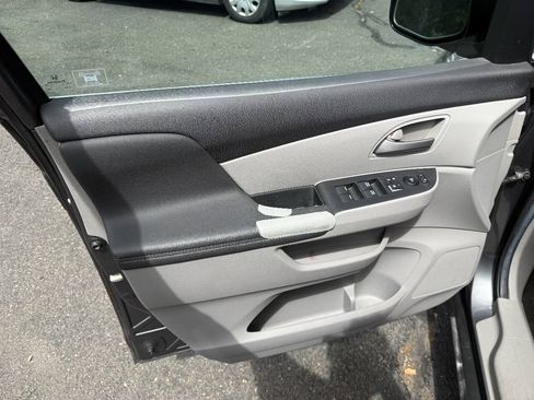 Used 2012 Honda Odyssey EX-L image 9