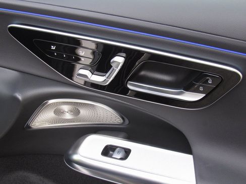 Certified 2024 Mercedes-Benz E 350 4MATIC Sedan image 21