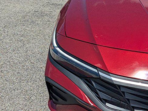 New 2025 Hyundai Elantra Sport FWD image 7