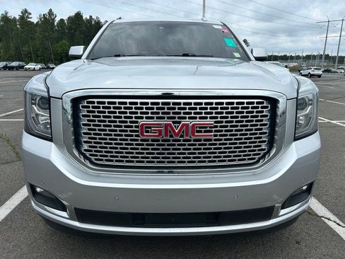 Used 2016 GMC Yukon XL Denali w/ Open Road Package AWD/4WD image 8