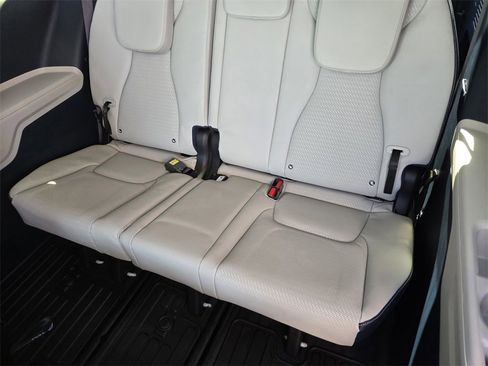 New 2026 Kia Carnival SX Prestige image 21