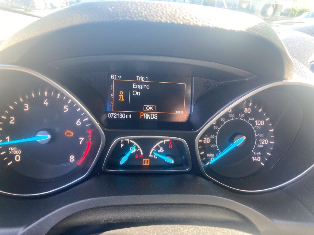 Used 2017 Ford Escape Titanium AWD/4WD image 19