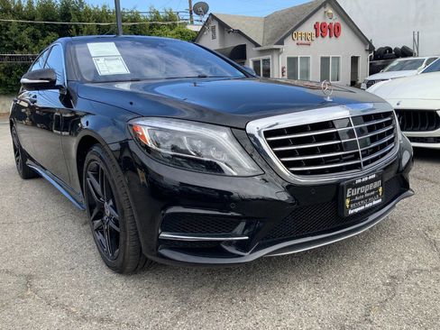 Used 2017 Mercedes-Benz S 550 Sedan image 10