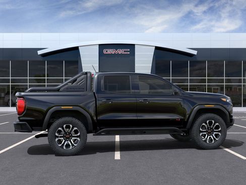 New 2025 GMC Canyon AT4 w/ Nightfall Edition image 18