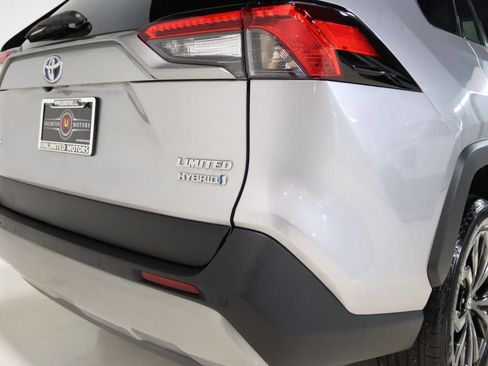 Used 2022 Toyota RAV4 Limited AWD/4WD image 67