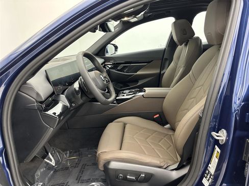 New 2026 BMW 530i xDrive w/ Premium Package image 25