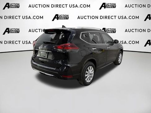 Used 2019 Nissan Rogue SV FWD image 16