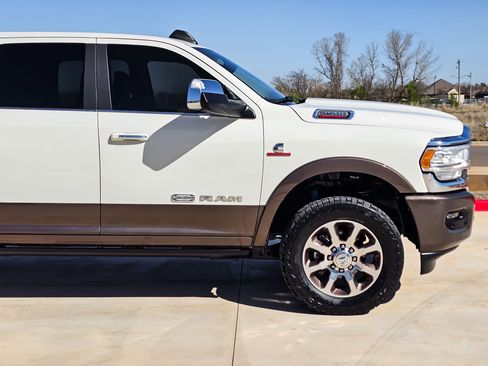 Used 2022 RAM 2500 Limited AWD/4WD image 23