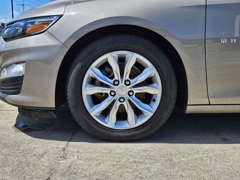 Used 2024 Chevrolet Malibu LT FWD image 13