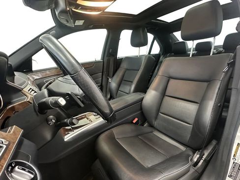 Used 2014 Mercedes-Benz E 350 4MATIC Sedan image 13