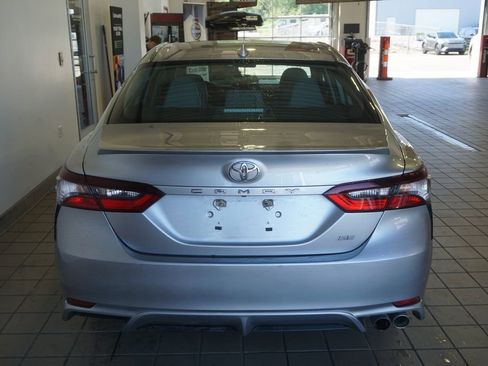 Used 2024 Toyota Camry SE FWD image 14