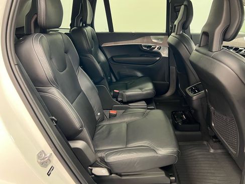 Used 2022 Volvo XC90 T6 Inscription w/ Advanced Package AWD/4WD image 17