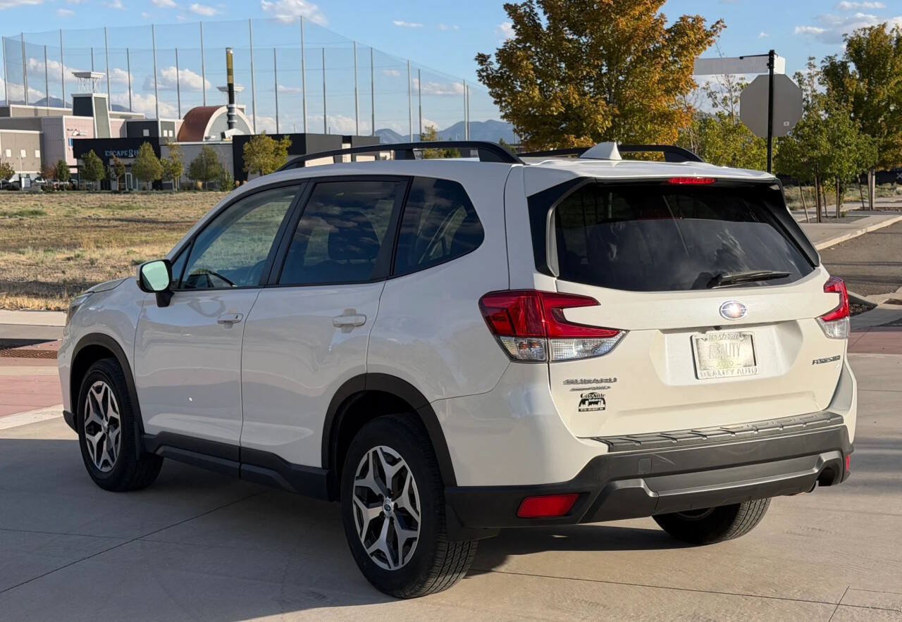 Used 2021 Subaru Forester Premium AWD/4WD image 8