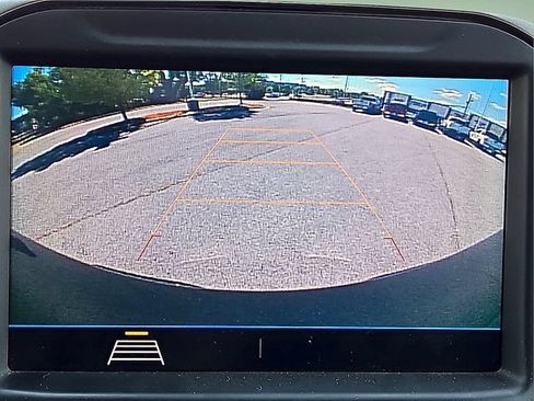 Used 2019 Chevrolet Silverado 1500 LT w/ Remote Start Package AWD/4WD image 19