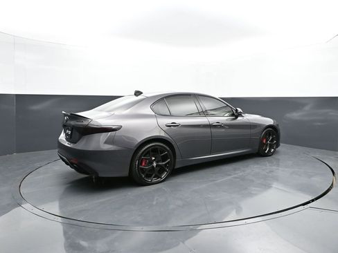 Used 2020 Alfa Romeo Giulia Ti Sport AWD/4WD image 5