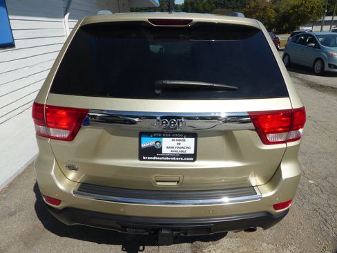 Used 2011 Jeep Grand Cherokee Overland w/ Trailer Tow Group image 6