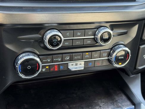 Used 2024 Ford F250 Lariat w/ Lariat Ultimate Package image 31