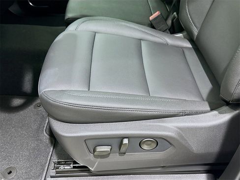 New 2026 GMC Sierra 1500 SLT image 20