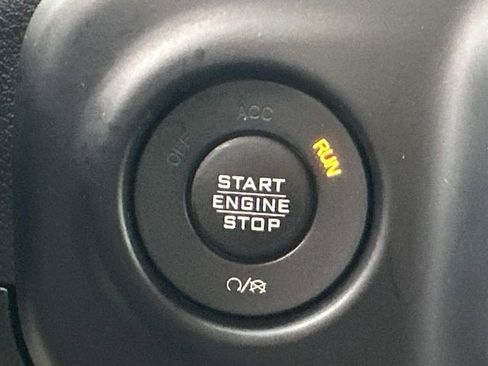 Used 2020 Jeep Gladiator Rubicon image 32