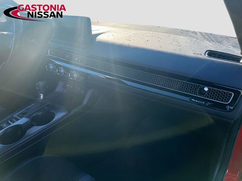 Used 2023 Honda Civic Sport image 34