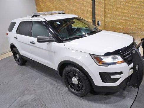 Used 2017 Ford Explorer 4WD Police Interceptor image 8