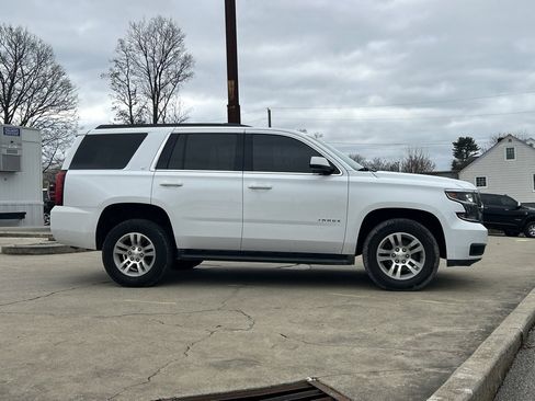 Used 2019 Chevrolet Tahoe LT image 5
